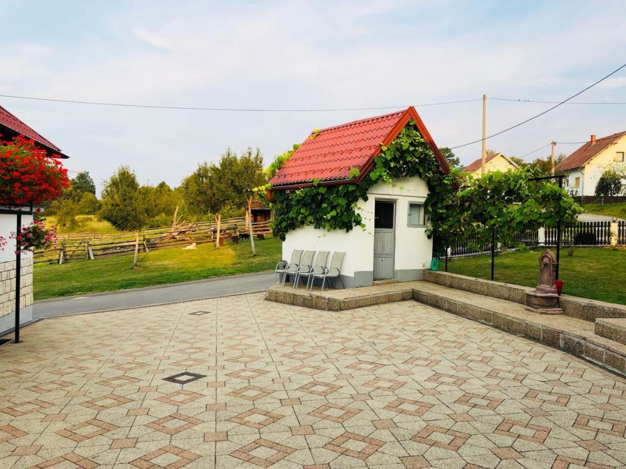 Apartment Jakovljevic Gornji Vaganac Bagian luar foto